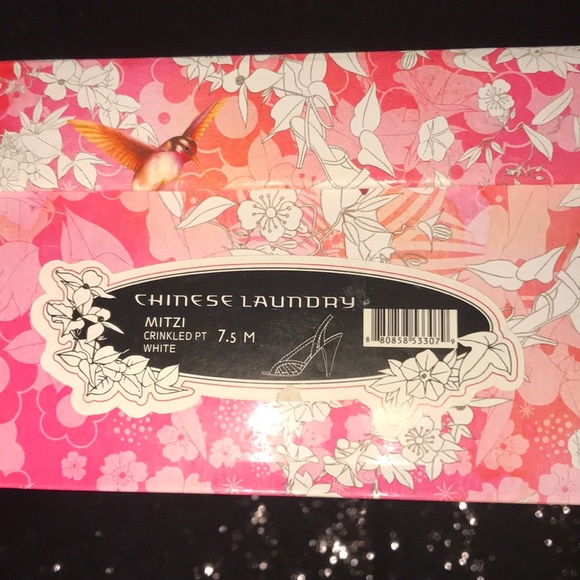 Chinese Laundry White Slingbacks NWT Sz 7.5 - Picture 4 of 7